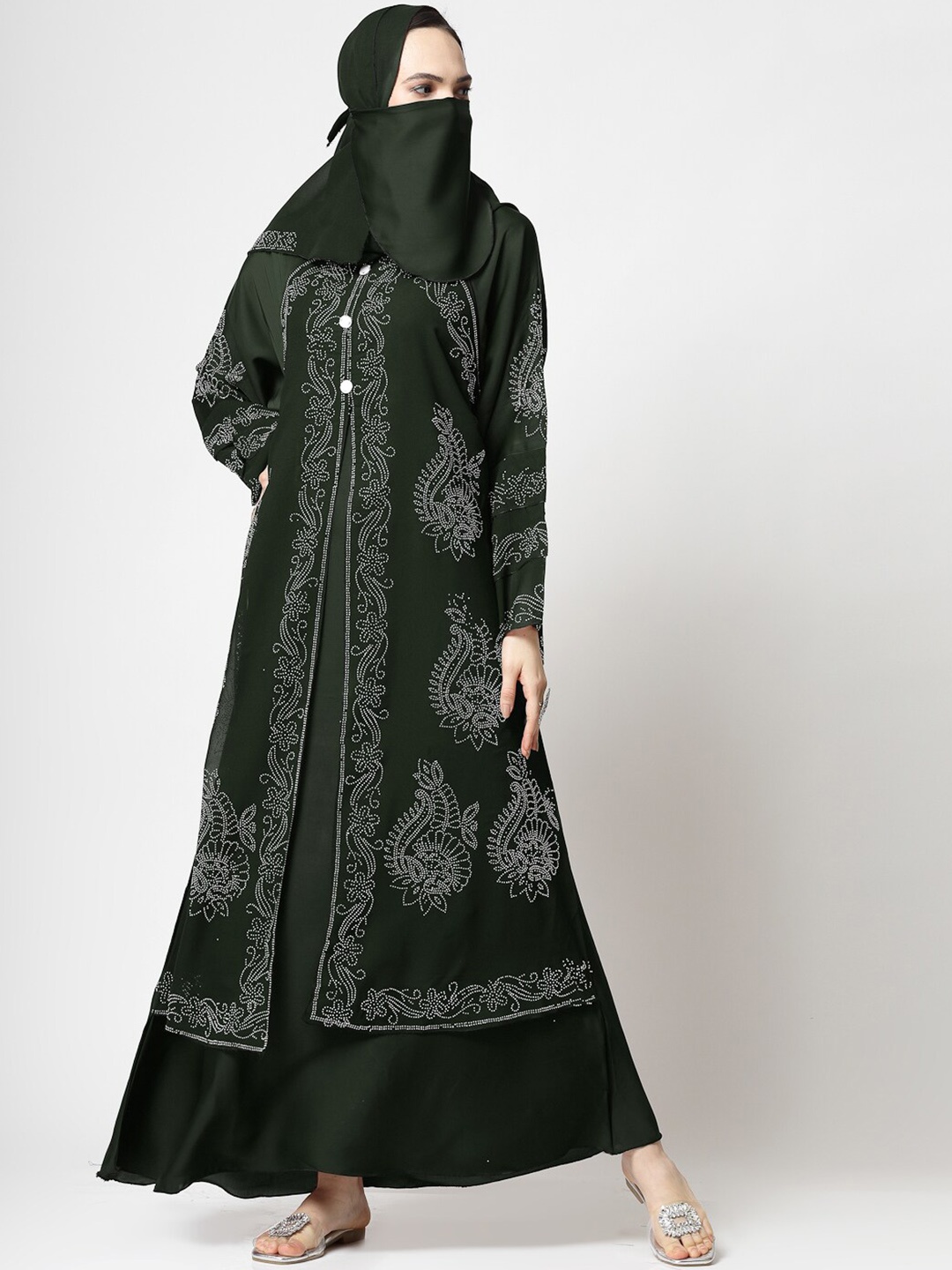 

KLOTTHE Embellished Burqa with Scarves, Olive