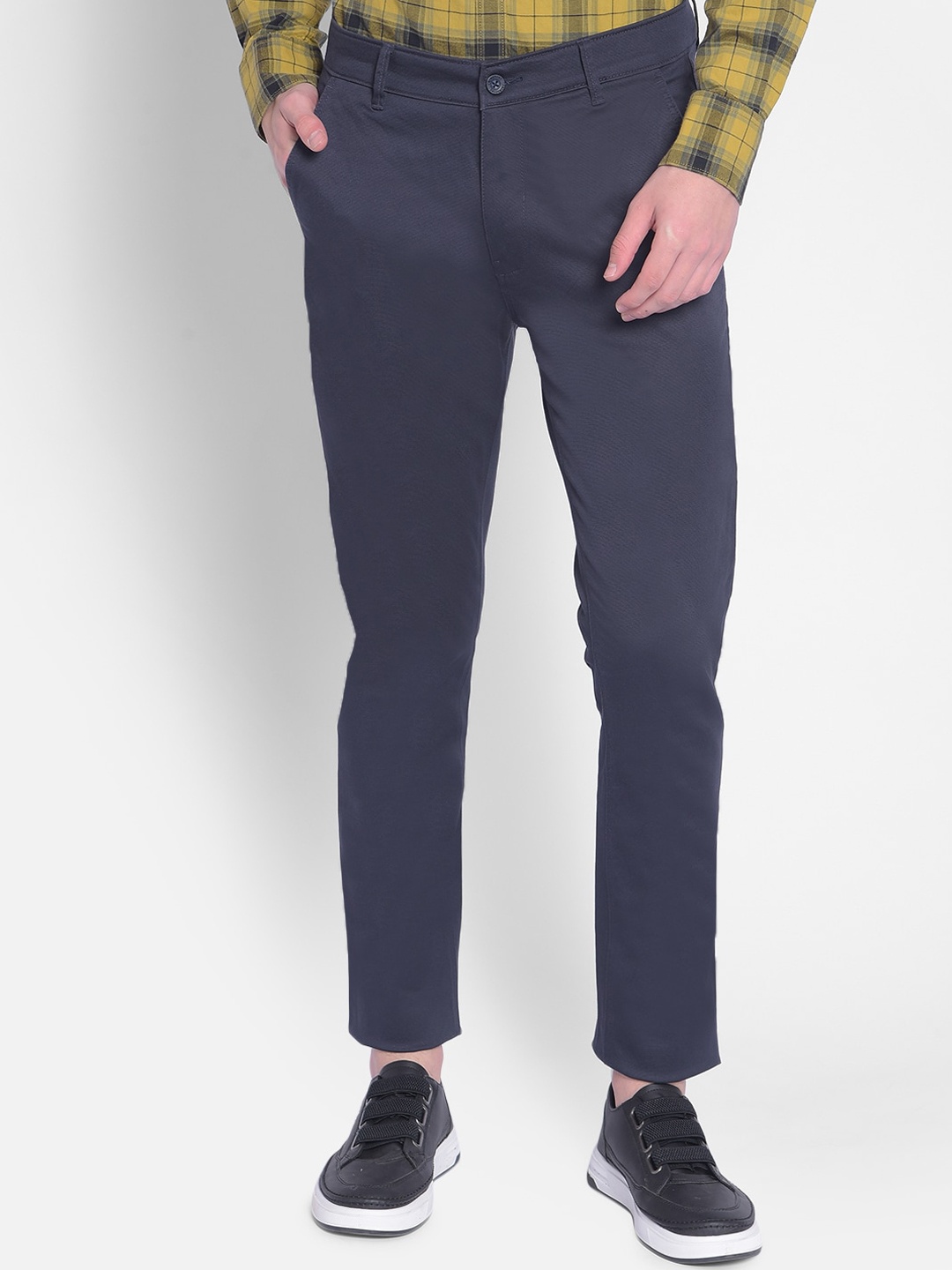 

Crimsoune Club Men Slim Fit Mid Rise Regular Trousers, Blue