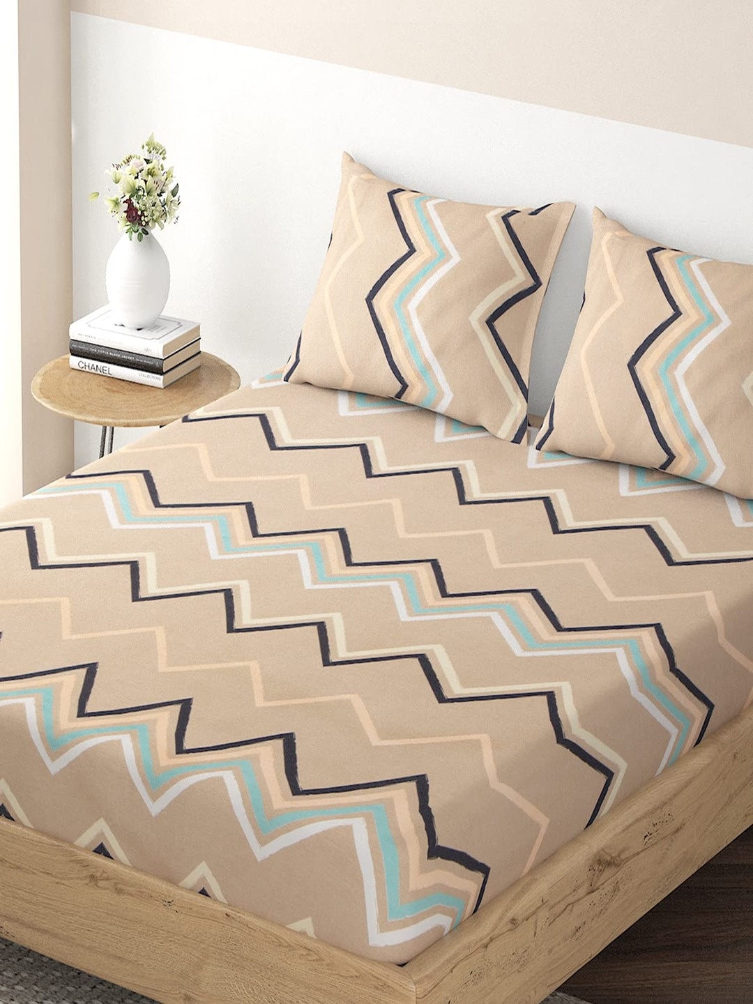 

HOKIPO Geometric 135 GSM Single Fitted Bedsheet with 1 Pillow Cover, Brown