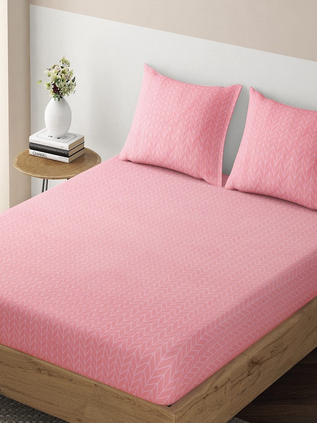 

HOKIPO Chevron Print & Striped 135 GSM Microfiber King Fitted Bedsheet with 2 Pillow Cover, Pink