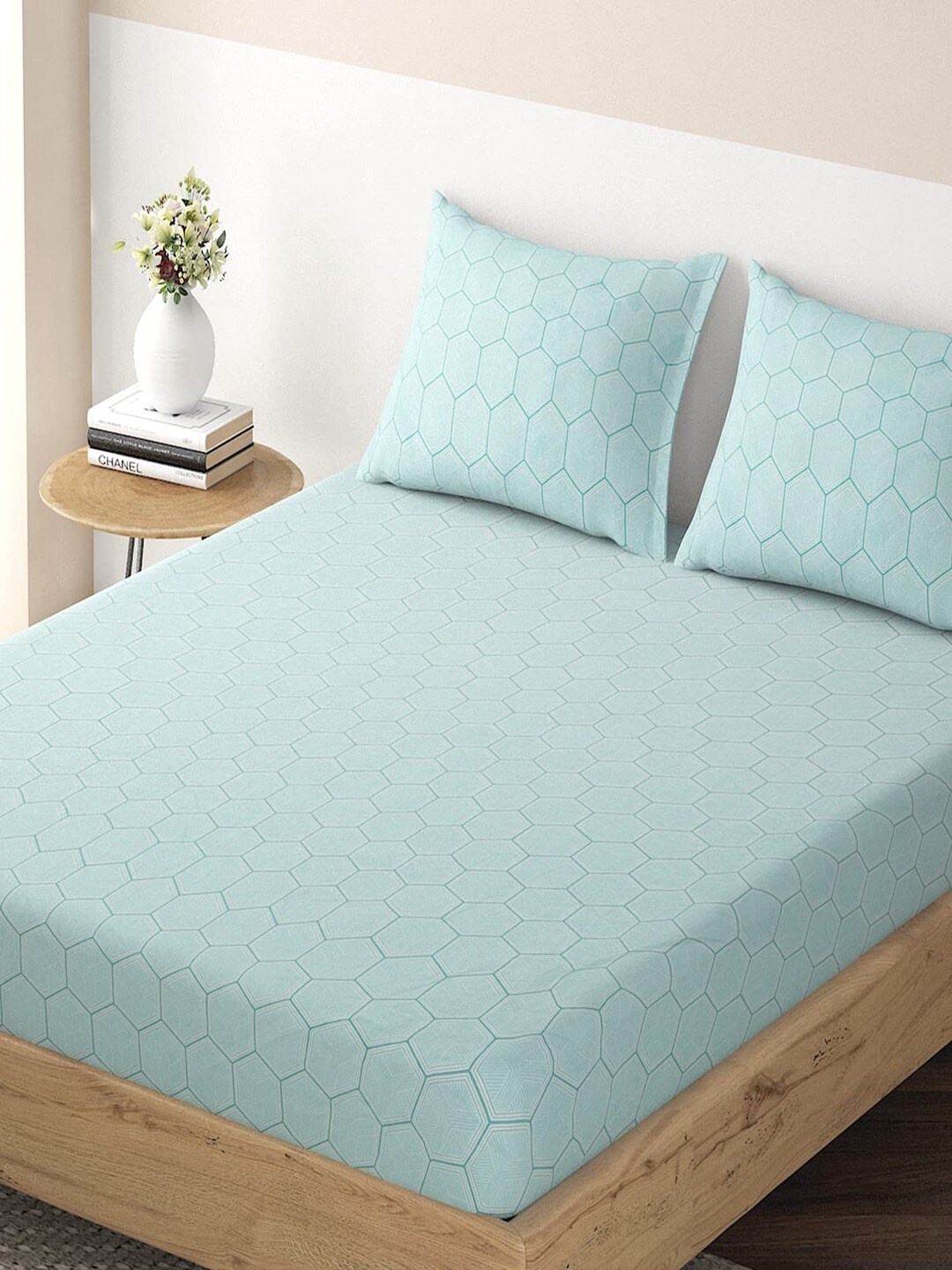 

HOKIPO Glace Green Geometric Cotton 220 TC Fitted King Bedsheet with 2 Pillow Covers