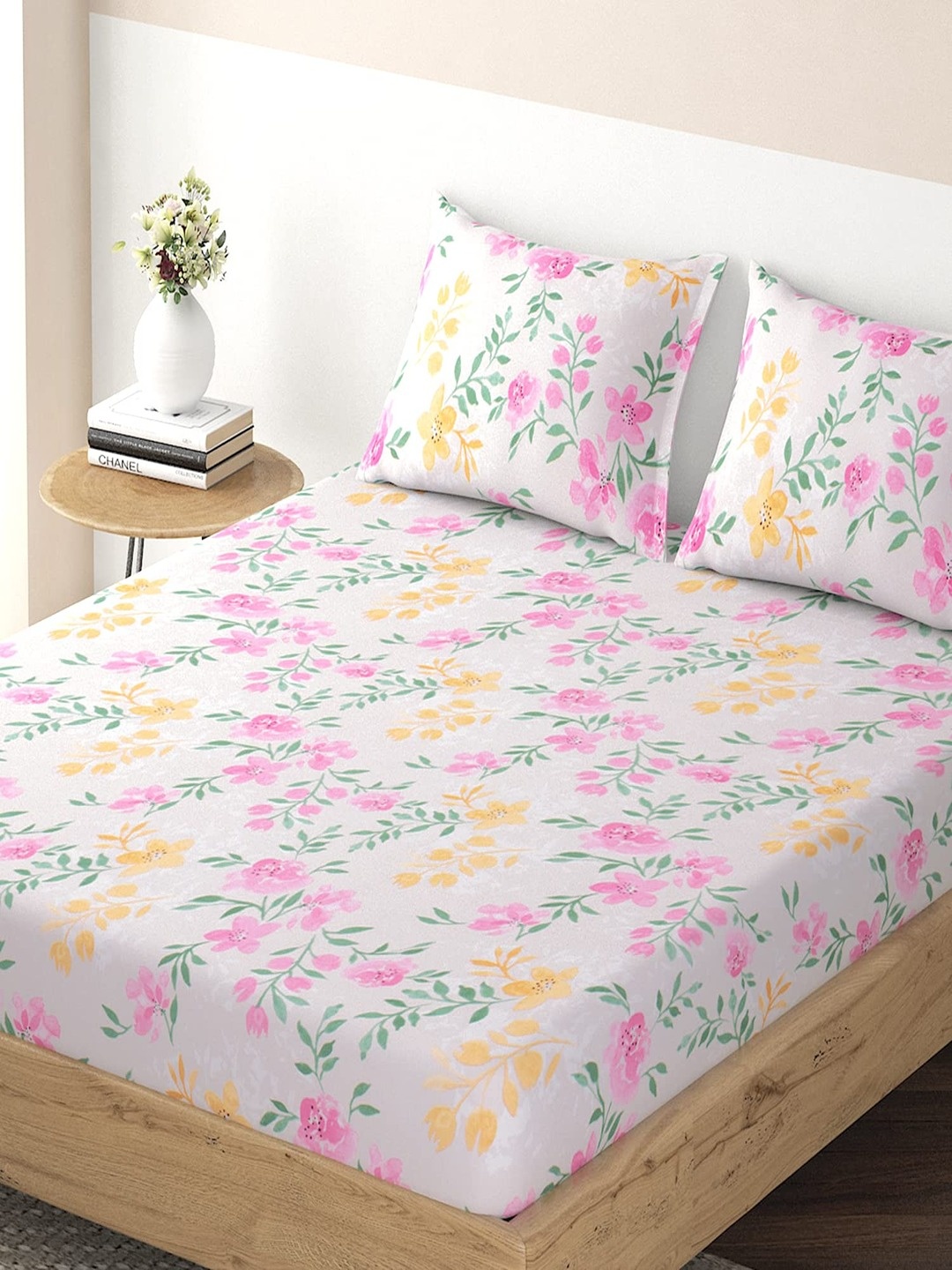 

HOKIPO Floral 135 GSM Single Fitted Bedsheet with 1 Pillow Cover, Off white