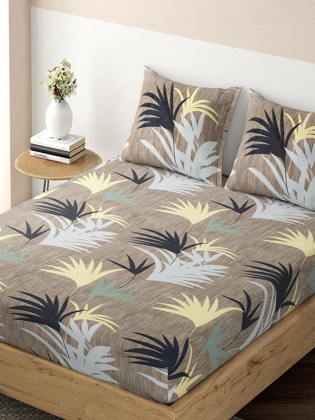

HOKIPO Floral Microfiber 125 GSM Fitted King Microfiber With 2 Pillow Covers, Beige