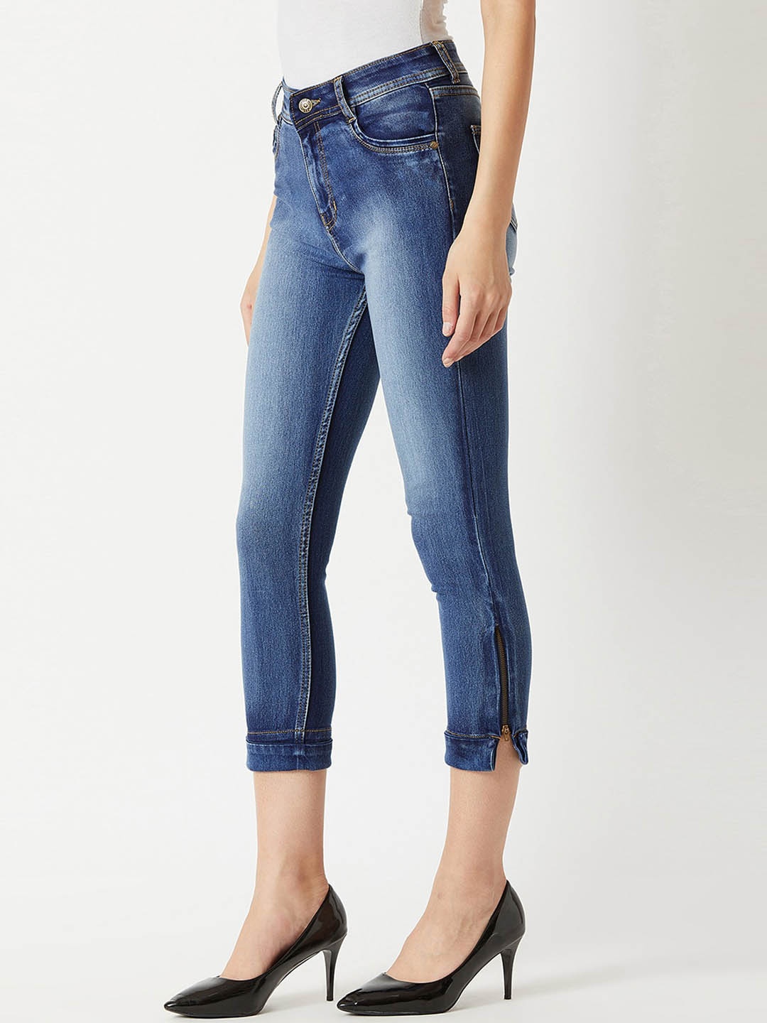 

DressBerry Women Blue Skinny Fit Heavy Fade Clean Look Stretchable Jeans