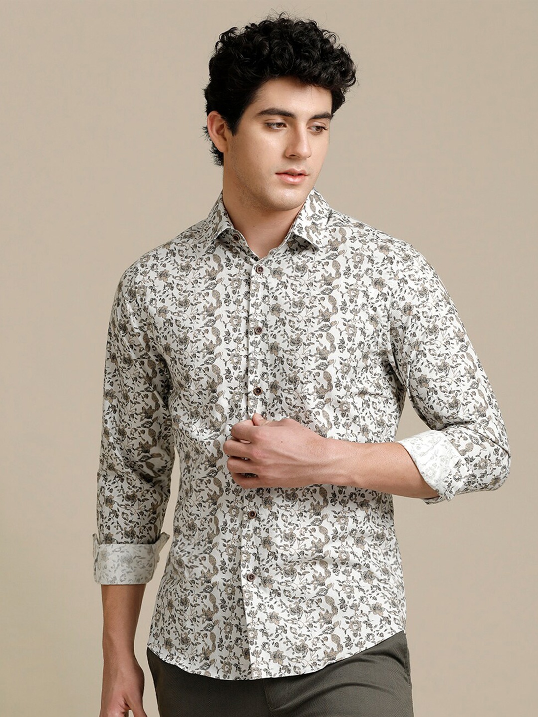 

Aldeno Floral Printed Cotton Comfort Opaque Casual Shirt, Grey