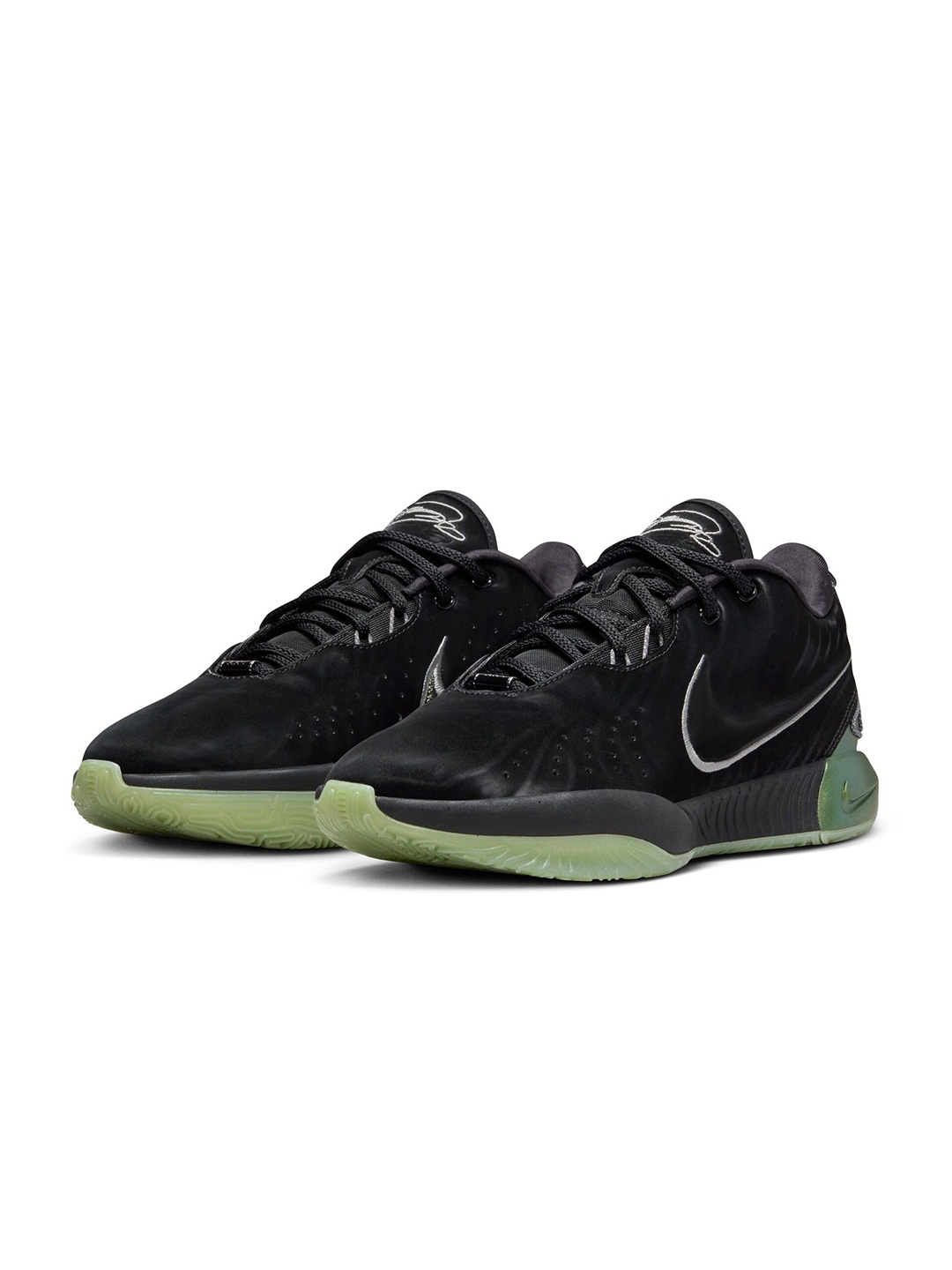 

Nike Men LeBron XXI 'Tahitian' EP Basketball Shoes, Black