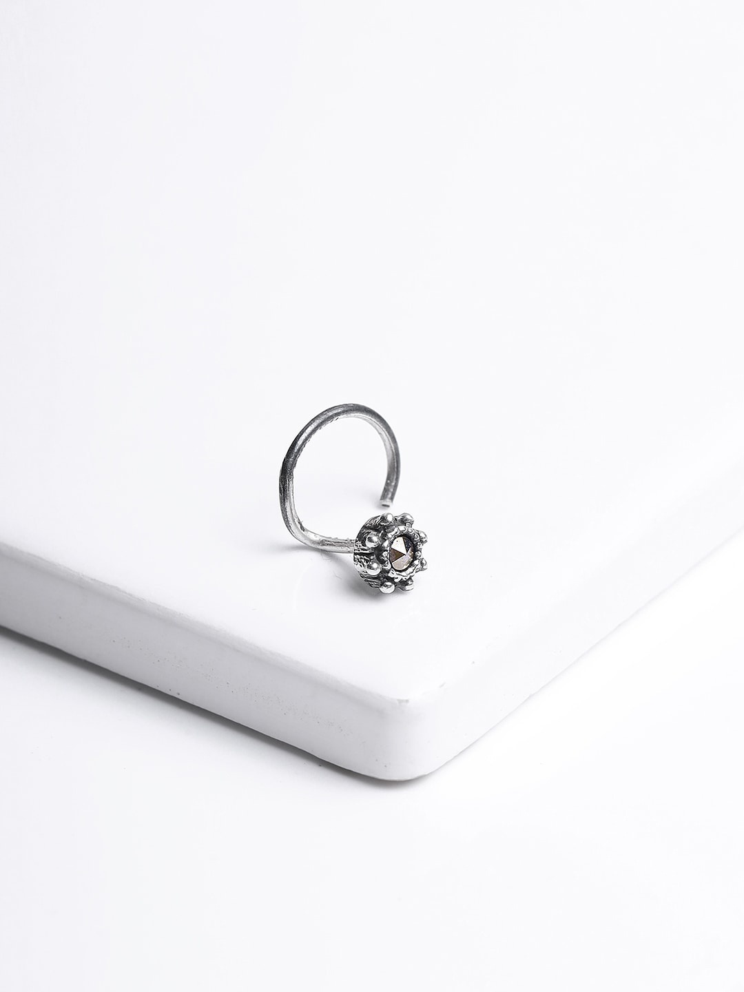 

GIVA 925 Sterling Silver Oxidised Nosepin