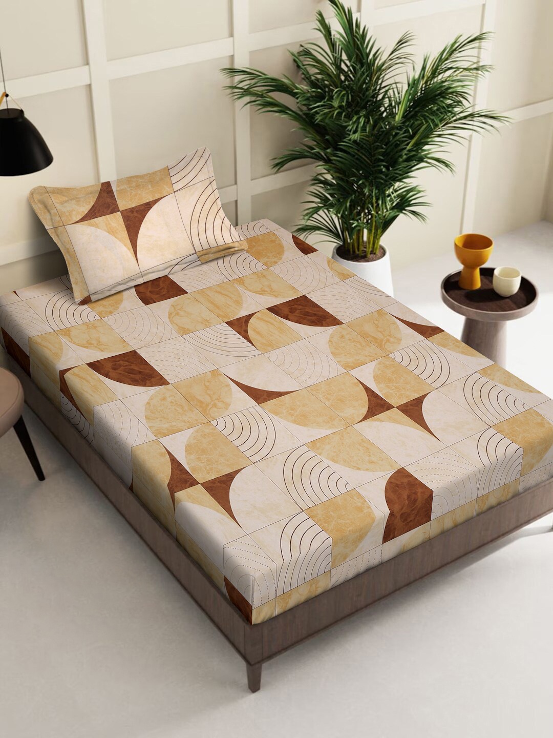 

KLOTTHE Brown Geometric Pure Cotton 400 TC Cotton Fitted Single Bedsheet & 1 Pillow Cover