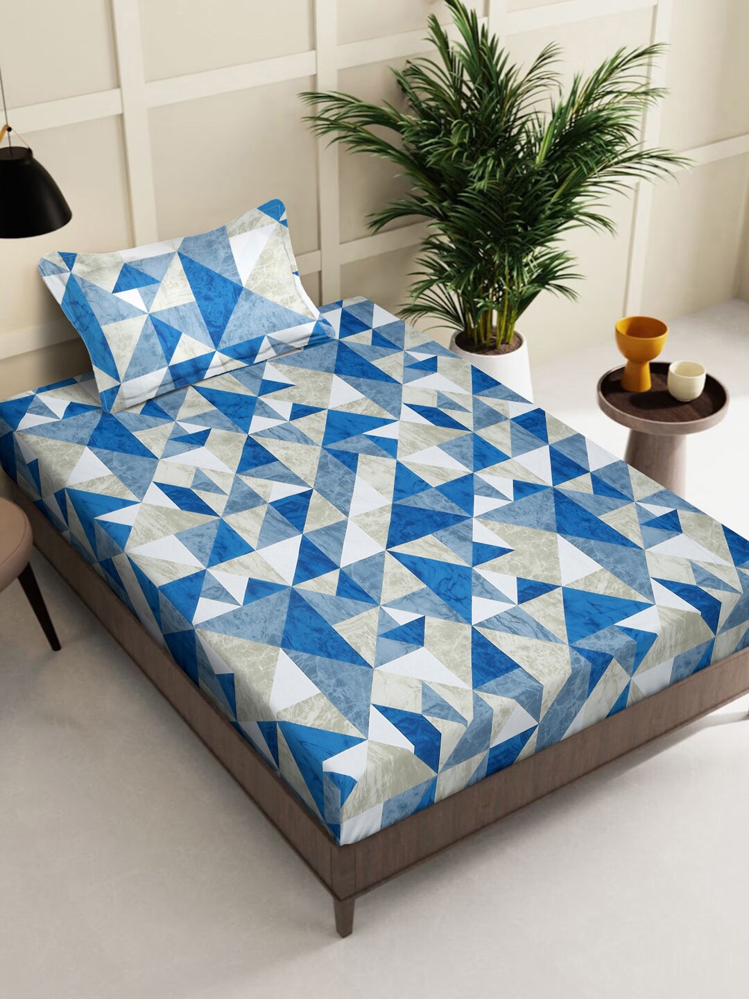 

KLOTTHE Blue Geometric 400 TC Pure Cotton Fitted Single Bedsheet with Pillow Cover