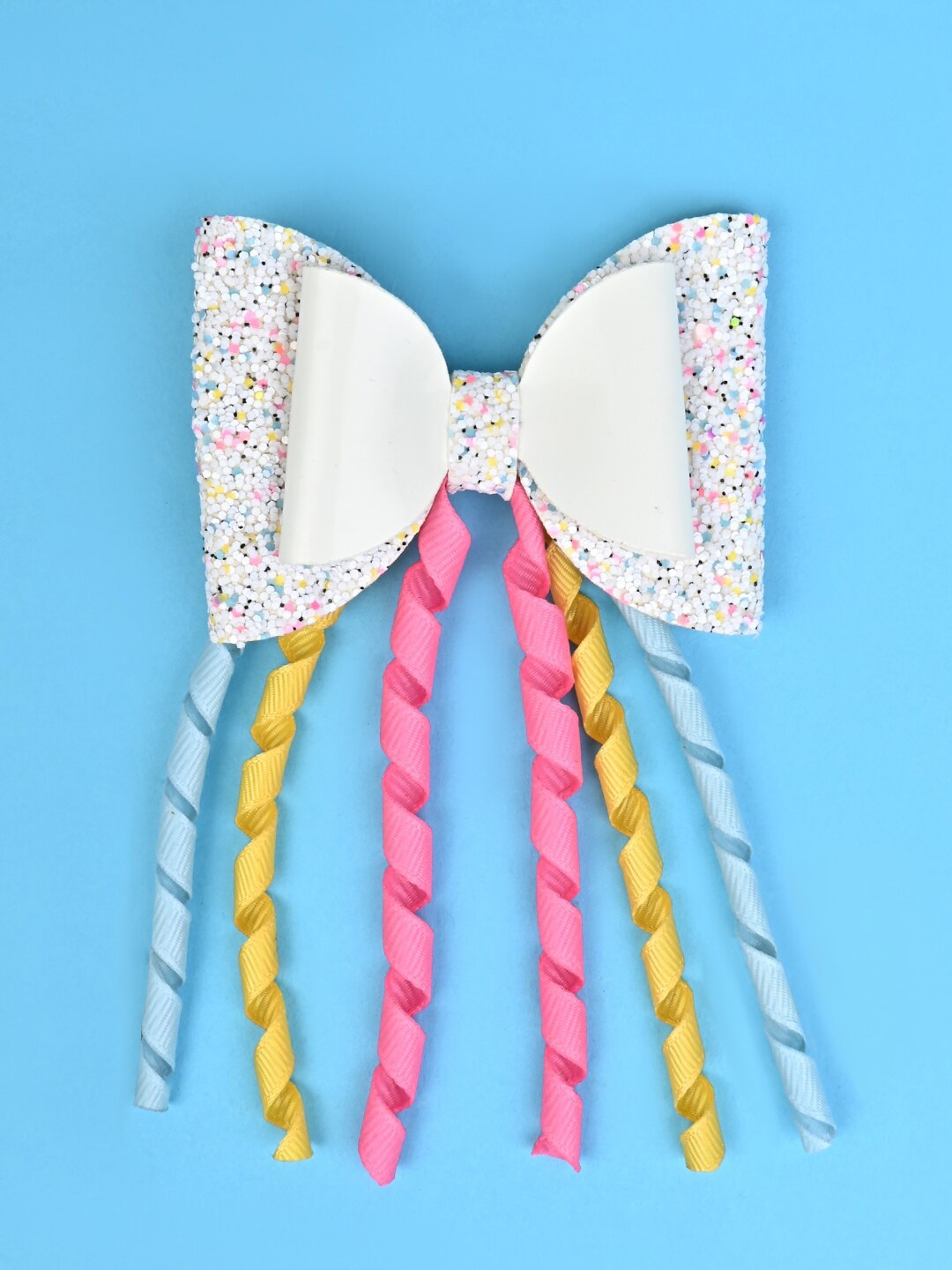 

Aye Candy Girls Embellished Twirly Bow Alligator Hair Clip, White