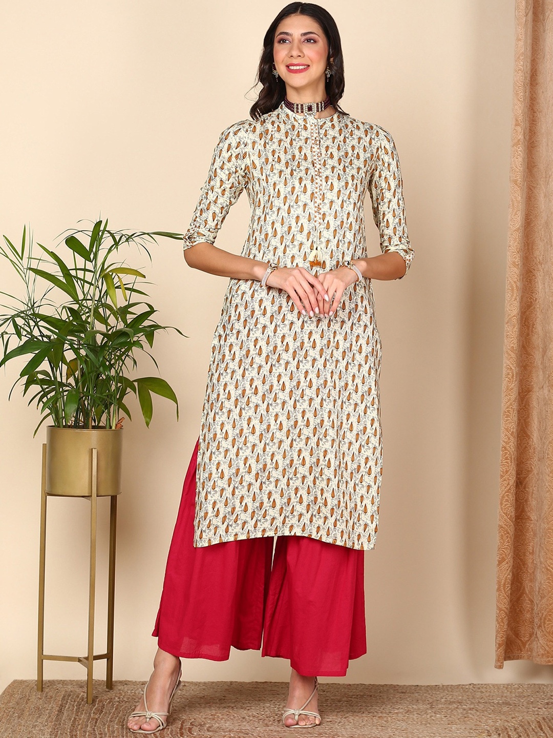 

HERE&NOW Ethnic Motifs Printed Mandarin Collar Thread Work Liva Straight Kurta, White