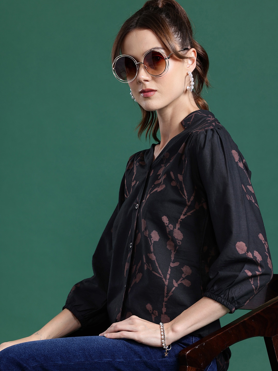 

DressBerry Floral Printed Mandarin Collar Gathered Puff Sleeve Top, Black