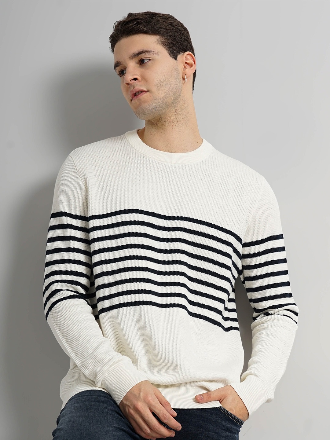 

Celio Striped Long Sleeves Cotton Pullover Sweater, Off white
