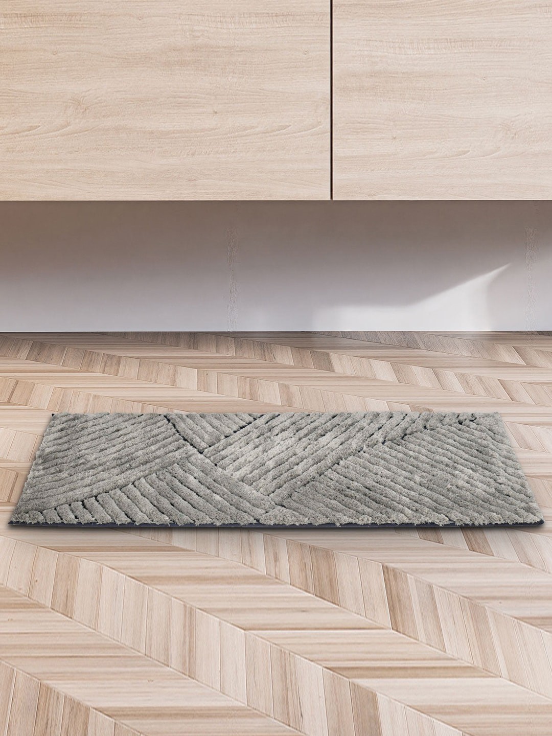 

Athome by Nilkamal Grey Striped Floor Runner