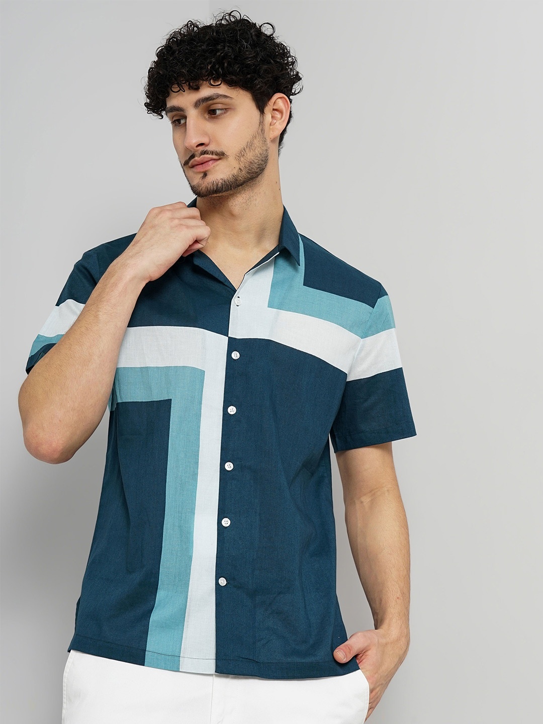 

Celio Geometric Printed Classic Regular Fit Cotton Casual Shirt, Navy blue