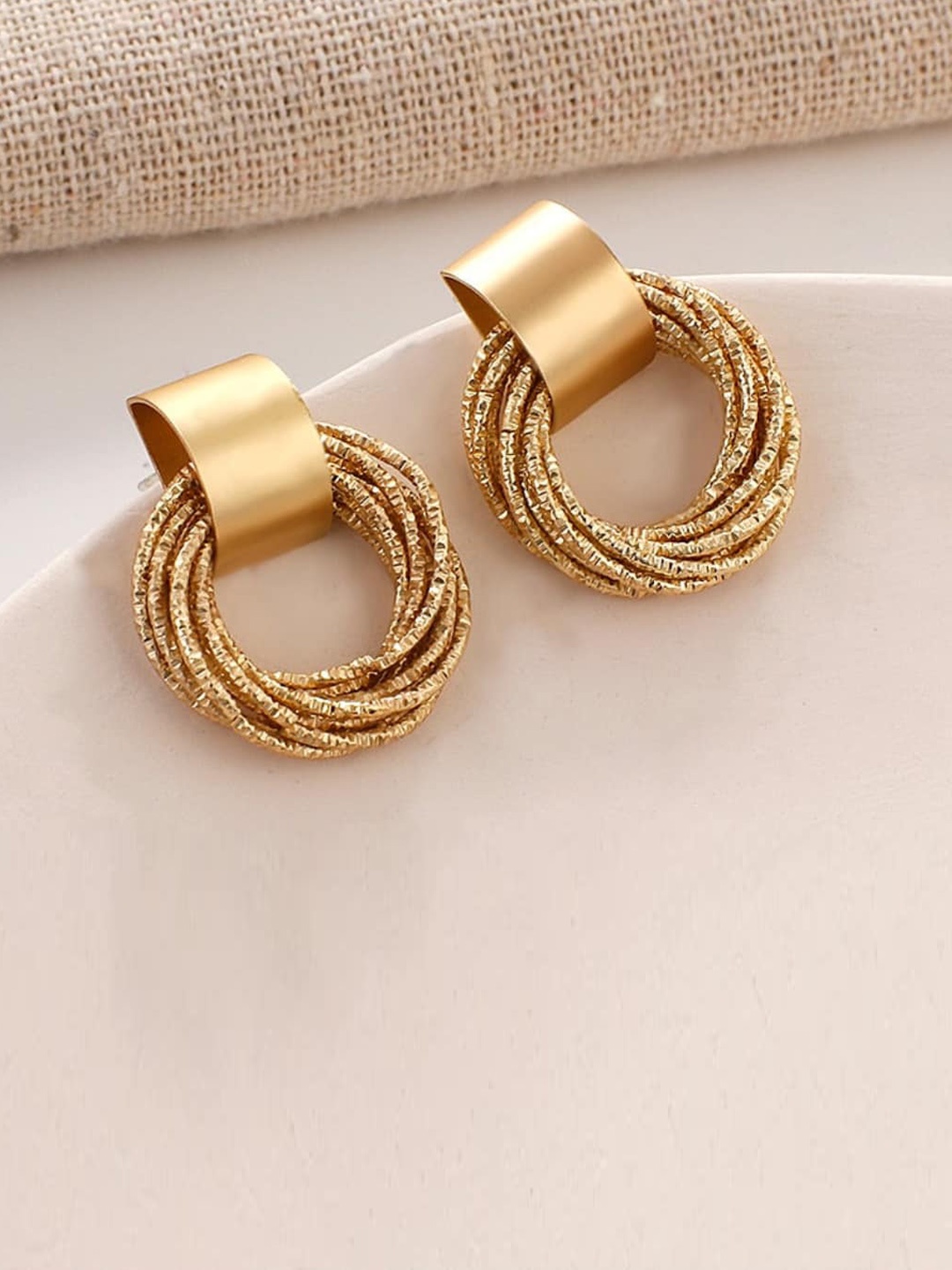 

SALTY Contemporary Studs Earrings, Gold