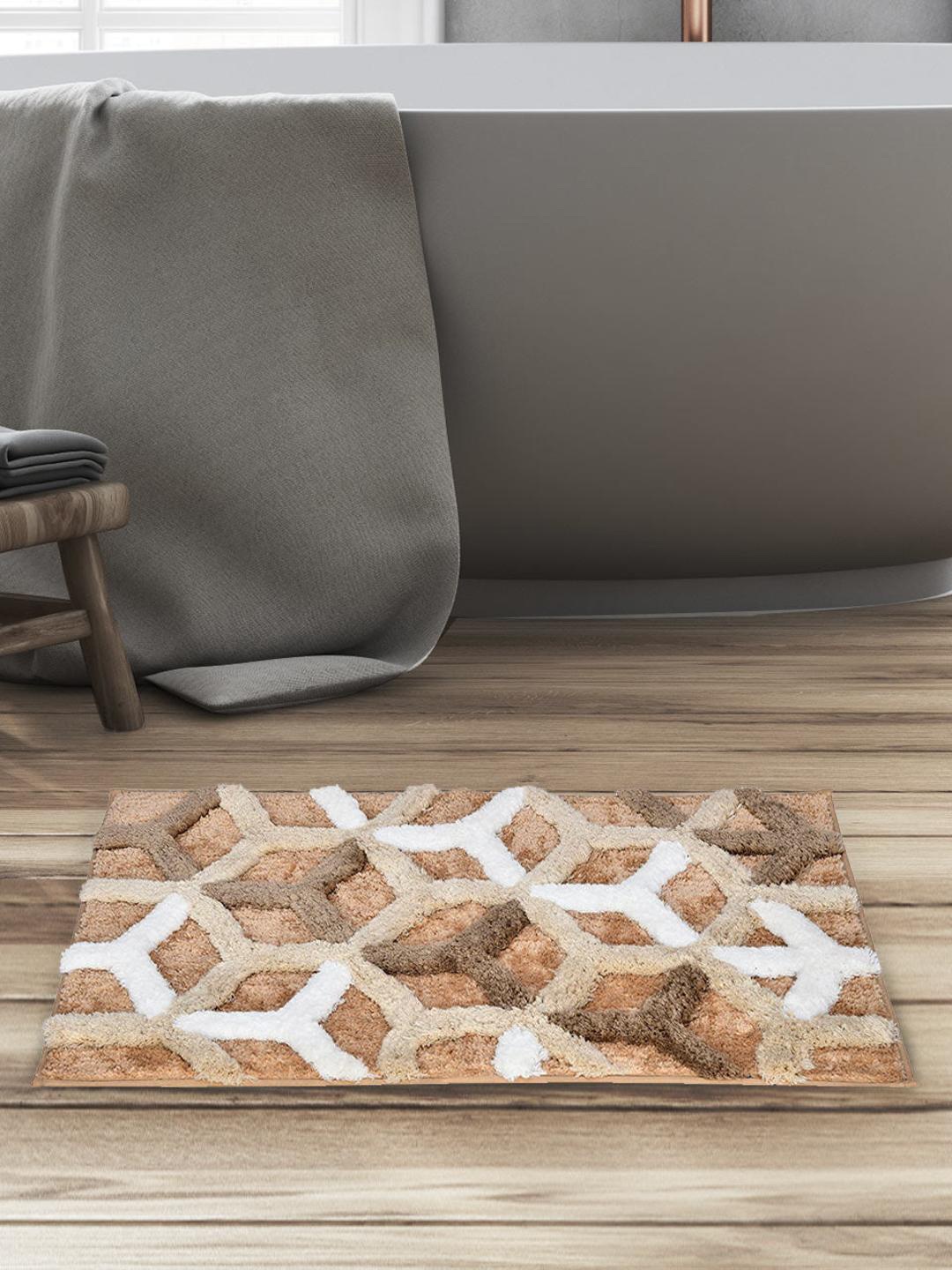

Athome by Nilkamal Ariana Beige & White Abstract Anti Skid Bath Mat