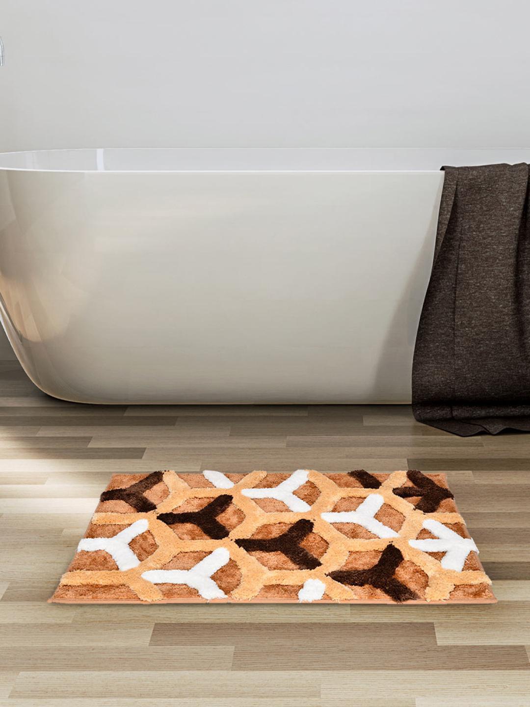 

Athome by Nilkamal Brown & White Ariana Abstract 600 GSM Anti Skid Bath Mat