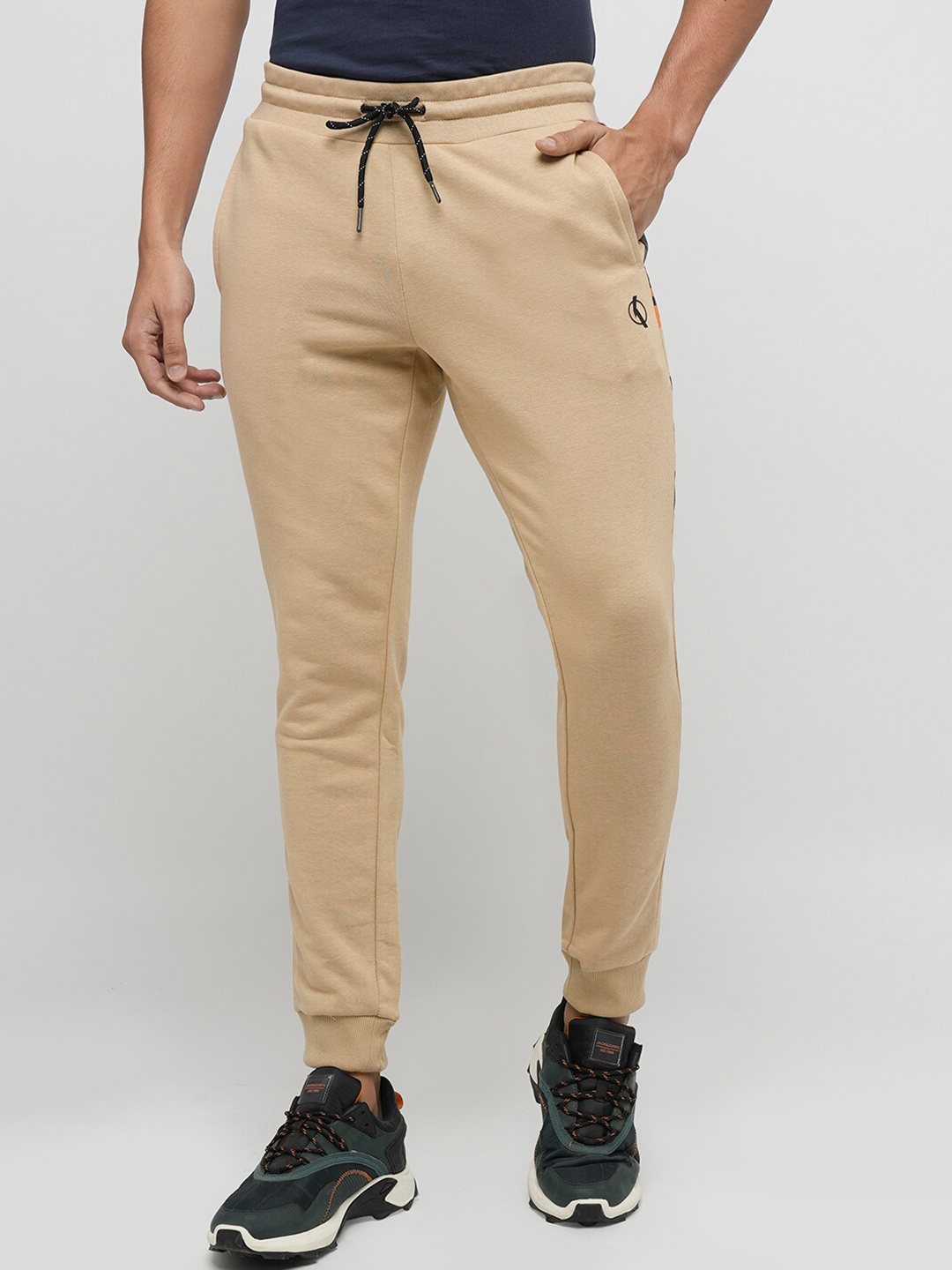 

Jack & Jones Men Mid Rise Cotton Joggers, Brown