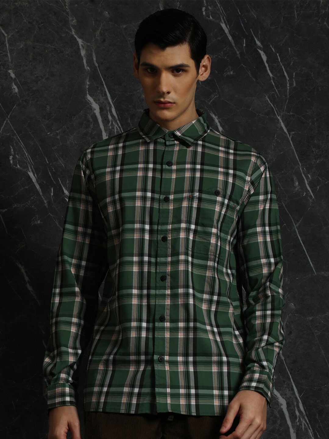

Breakbounce Green Tartan Checked Long Sleeves Cotton Casual Shirt