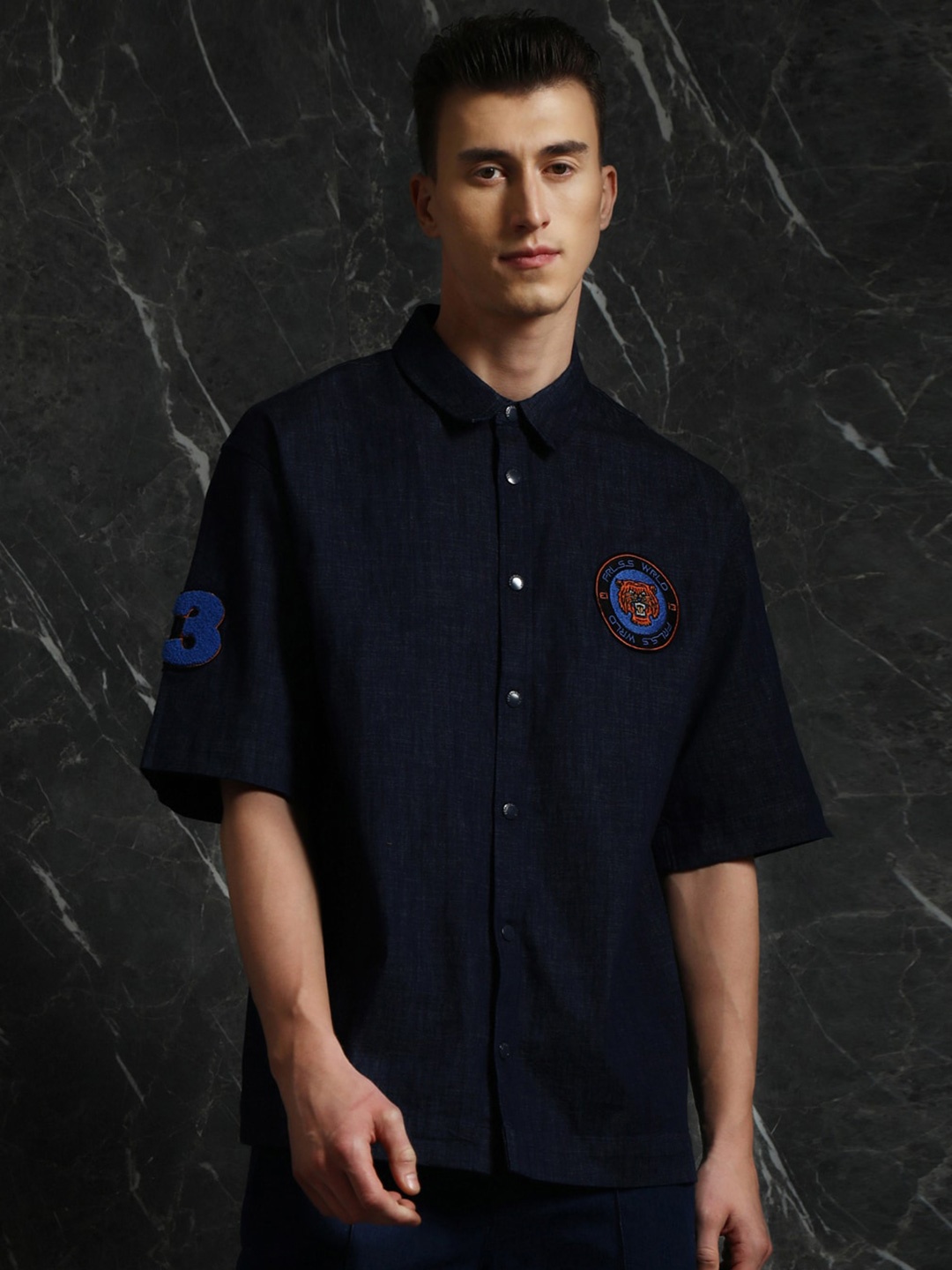 

Breakbounce Blue Applique Detailed Oversized Denim Casual Shirt