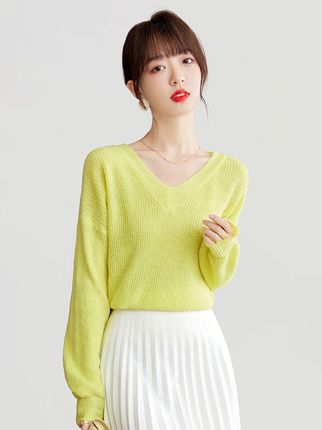 

JC Collection Self Design Cable Knit V-Neck Pullover Sweater, Fluorescent green