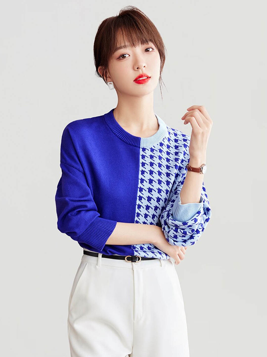 

JC Collection Geometric Printed Round Neck Pullover Sweater, Blue