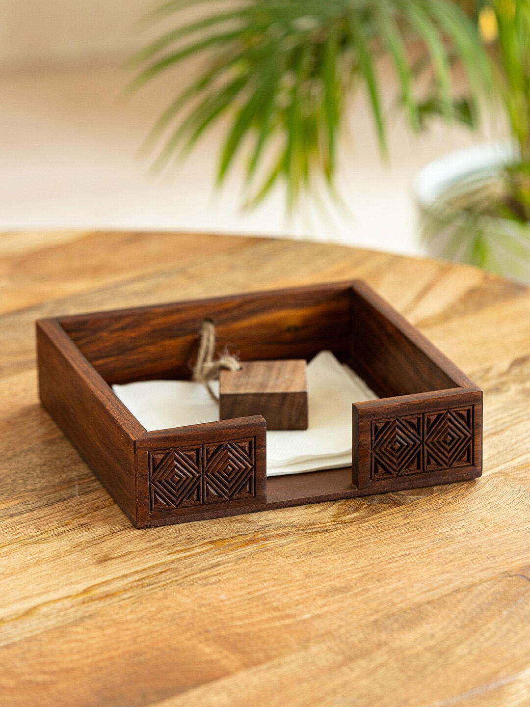 

ExclusiveLane Coffee Brown Wood Tissue Holder