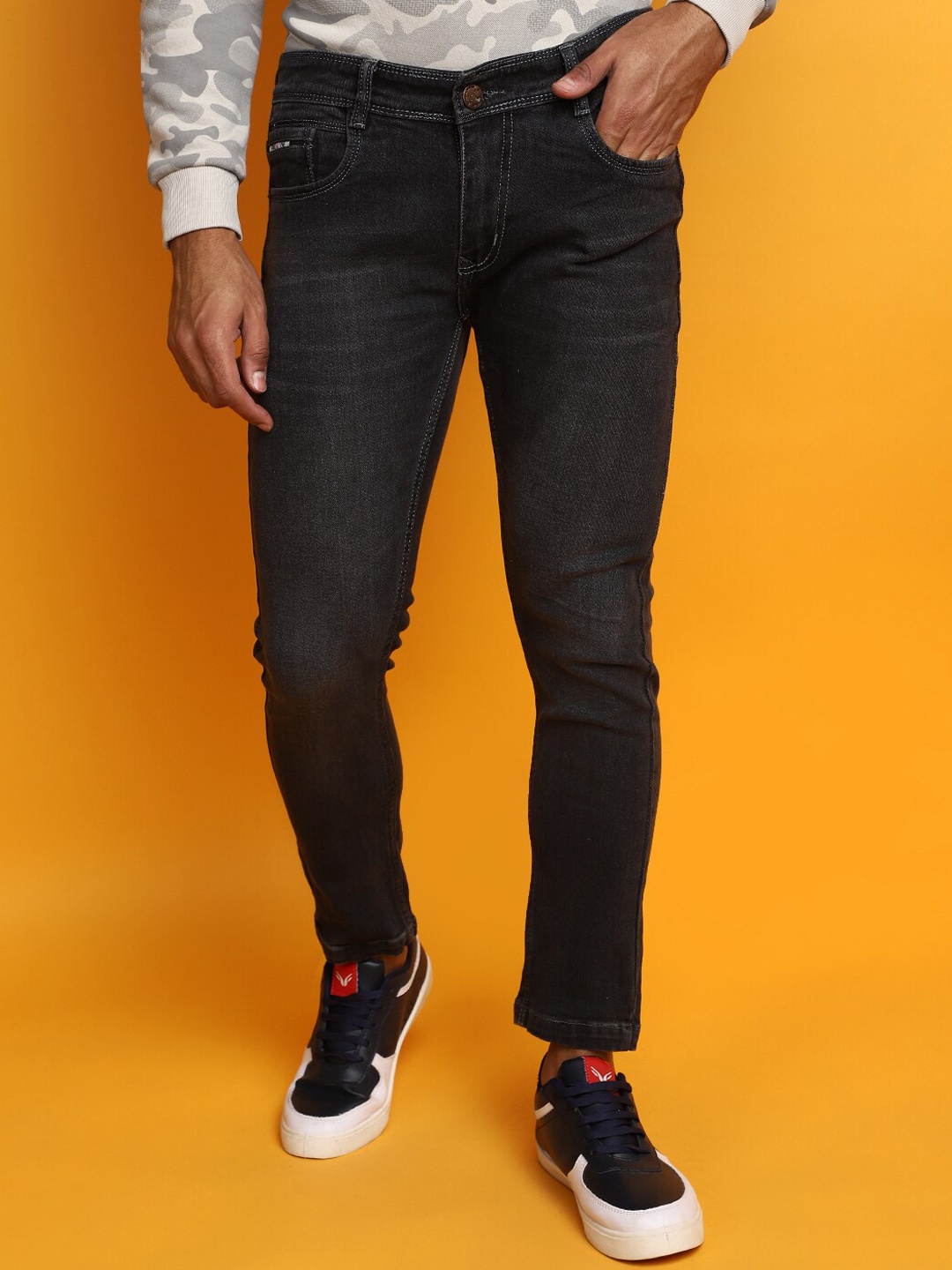 

V-Mart Men Mid-Rise Clean Look Cotton Jeans, Grey