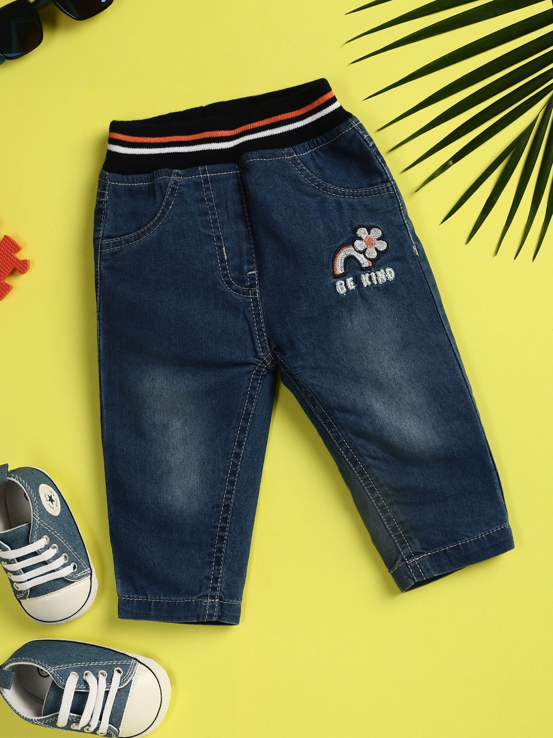 

V-Mart Kids Clean Look Mid-Rise Slim Fit Cotton Jeans, Blue