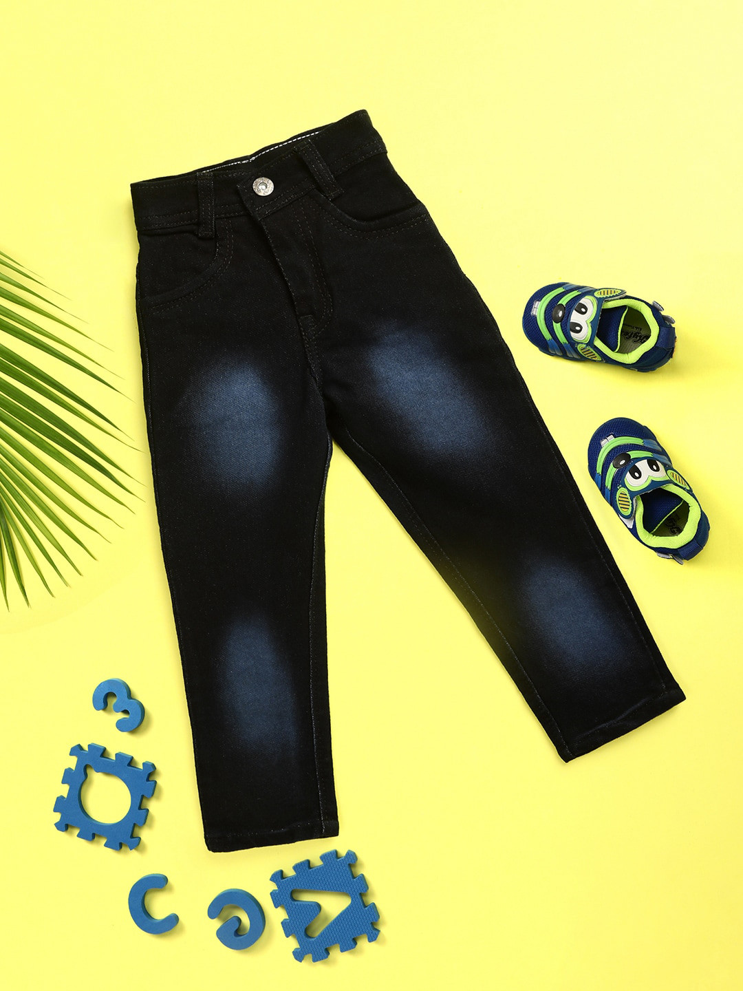 

V-Mart Boys Heavy Fade Cotton Clean Look Jeans, Blue