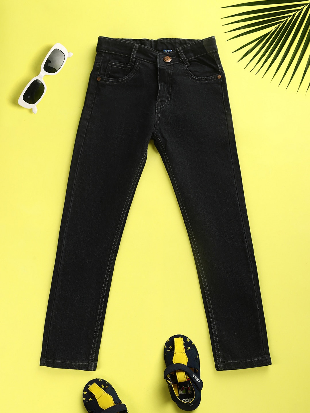 

V-Mart Boys Clean Look Mid-Rise Regular Fit Cotton Jeans, Black