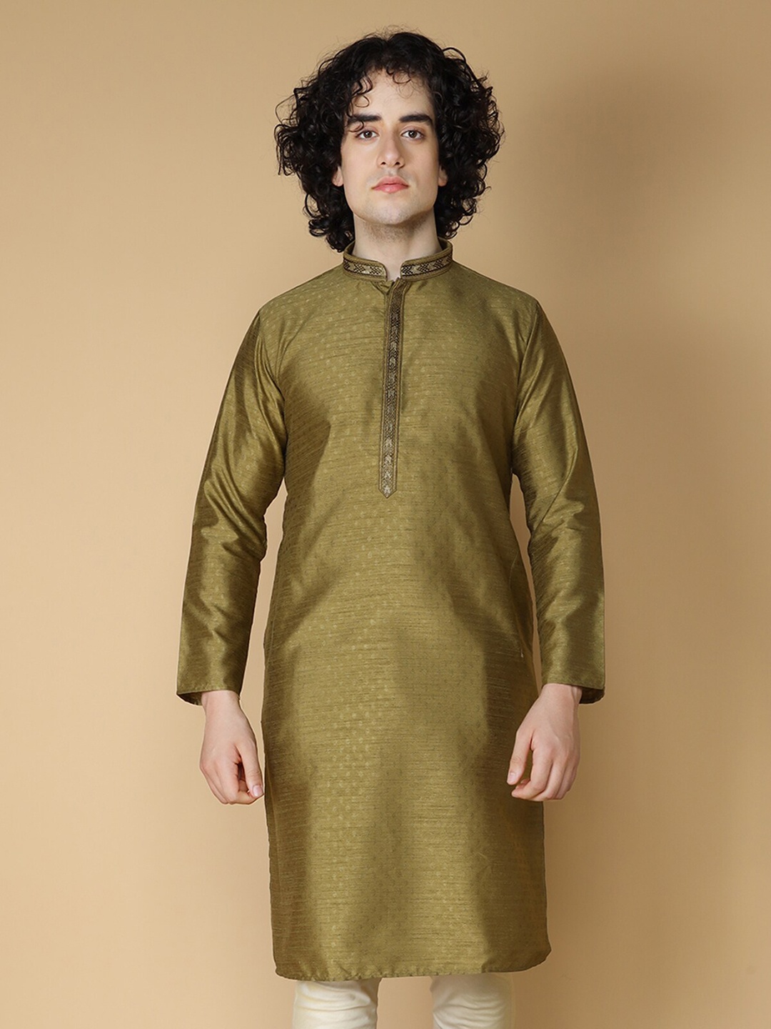 

MAAHI FABS Ethnic Motifs Woven Design Regular Kurta with Churidar, Olive