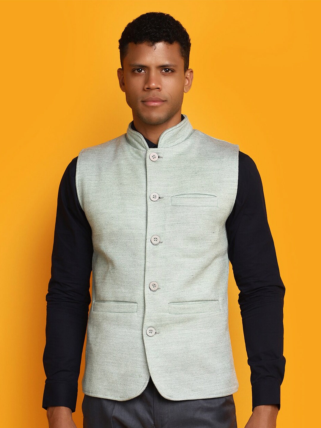 

V-Mart Mandarin Collar Sleeveless Nehru Jacket, Green