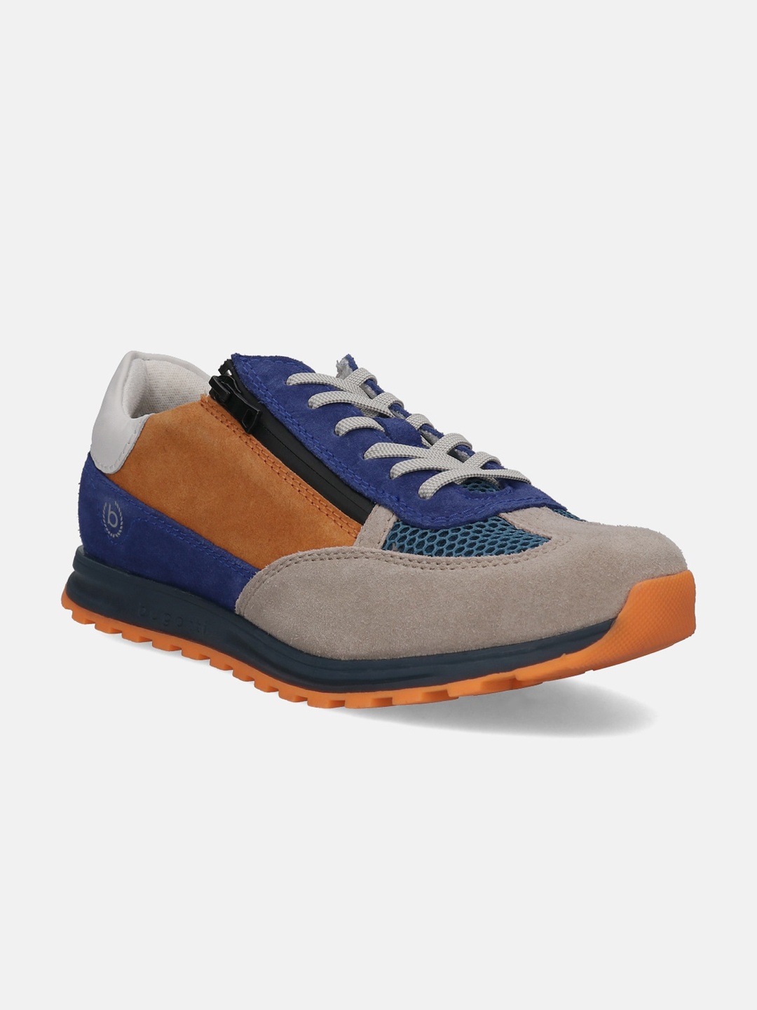 

Bugatti Cirino Men Colourblocked Trekking Shoes, Taupe