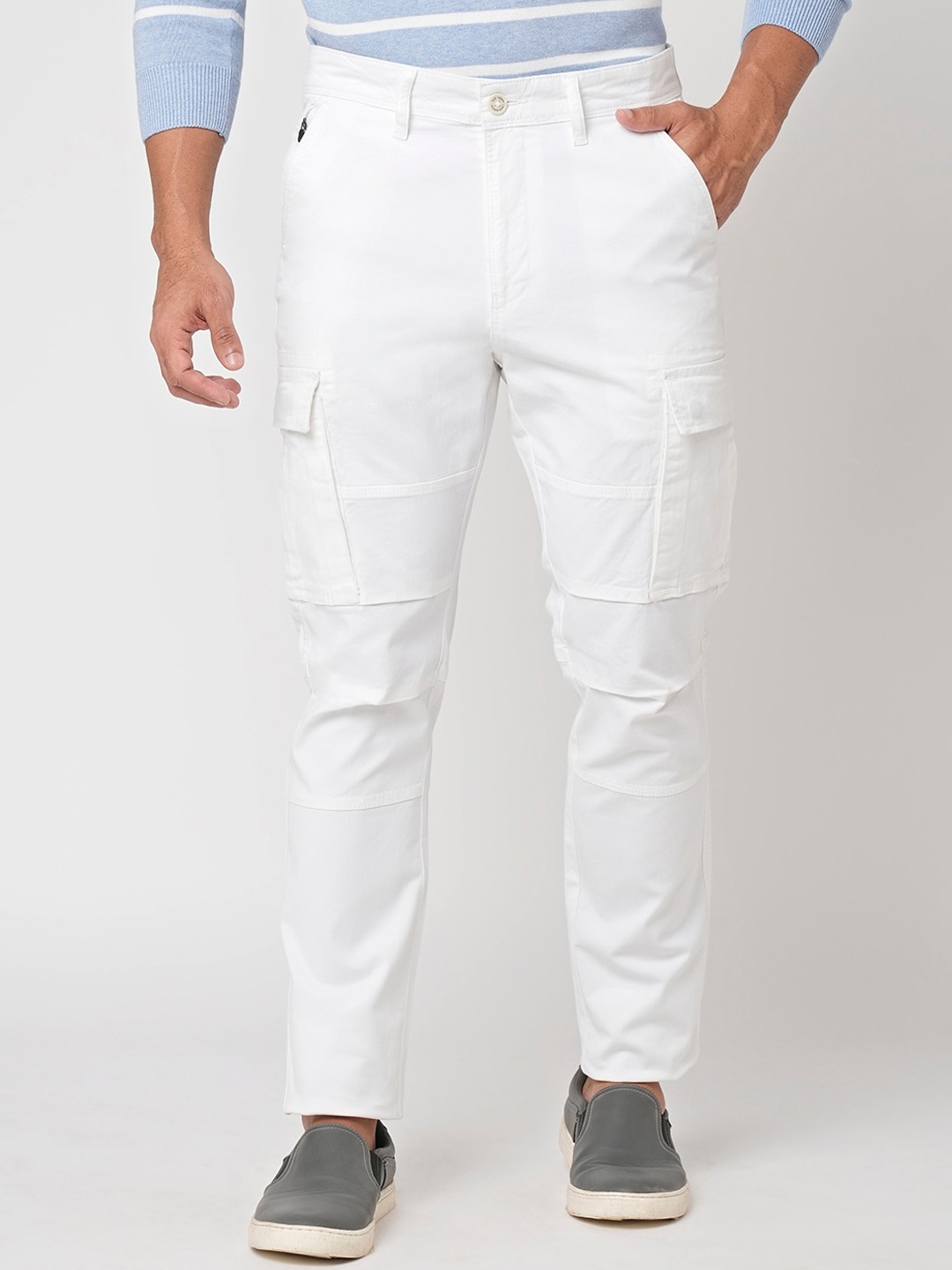 

Blue Buddha Men Mid-Rise Cotton Cargos, White