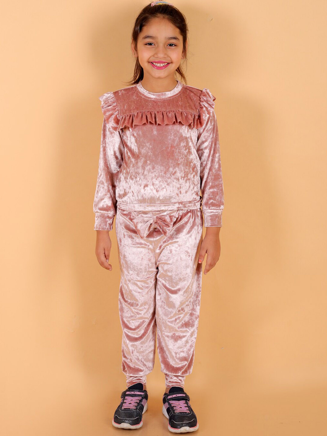 

Stuffie Land Girls Self Design Top With Trousers, Peach