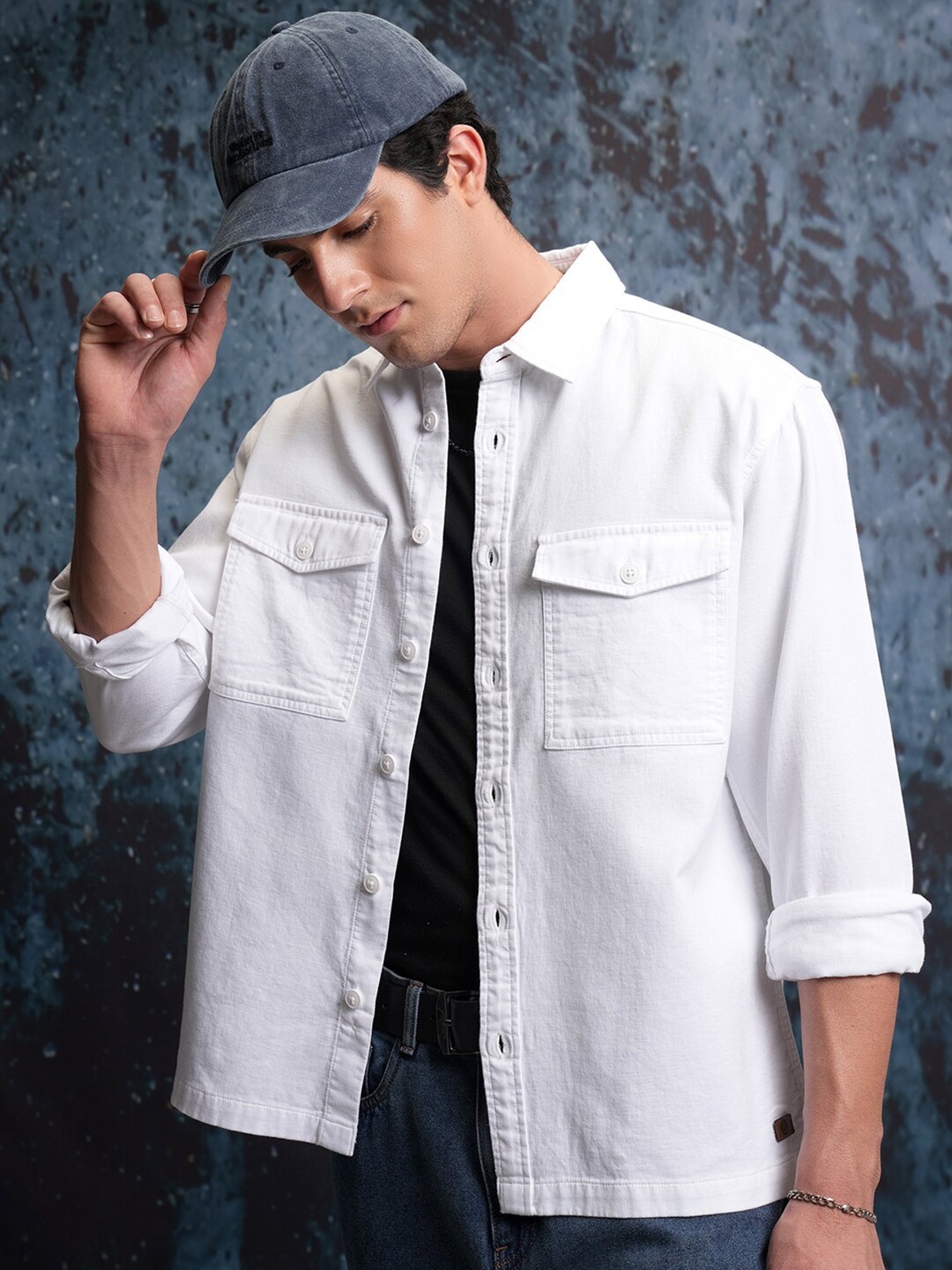 

LOCOMOTIVE Textured Utility Pocket Overshirt, White