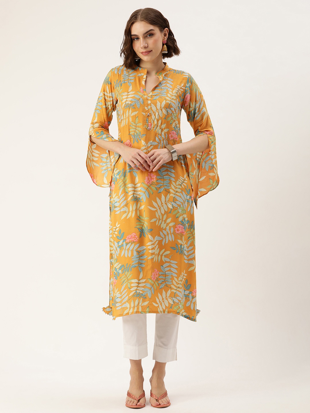 

SHANVIKA Women Floral Printed Flared Sleeves Kurta, Mustard