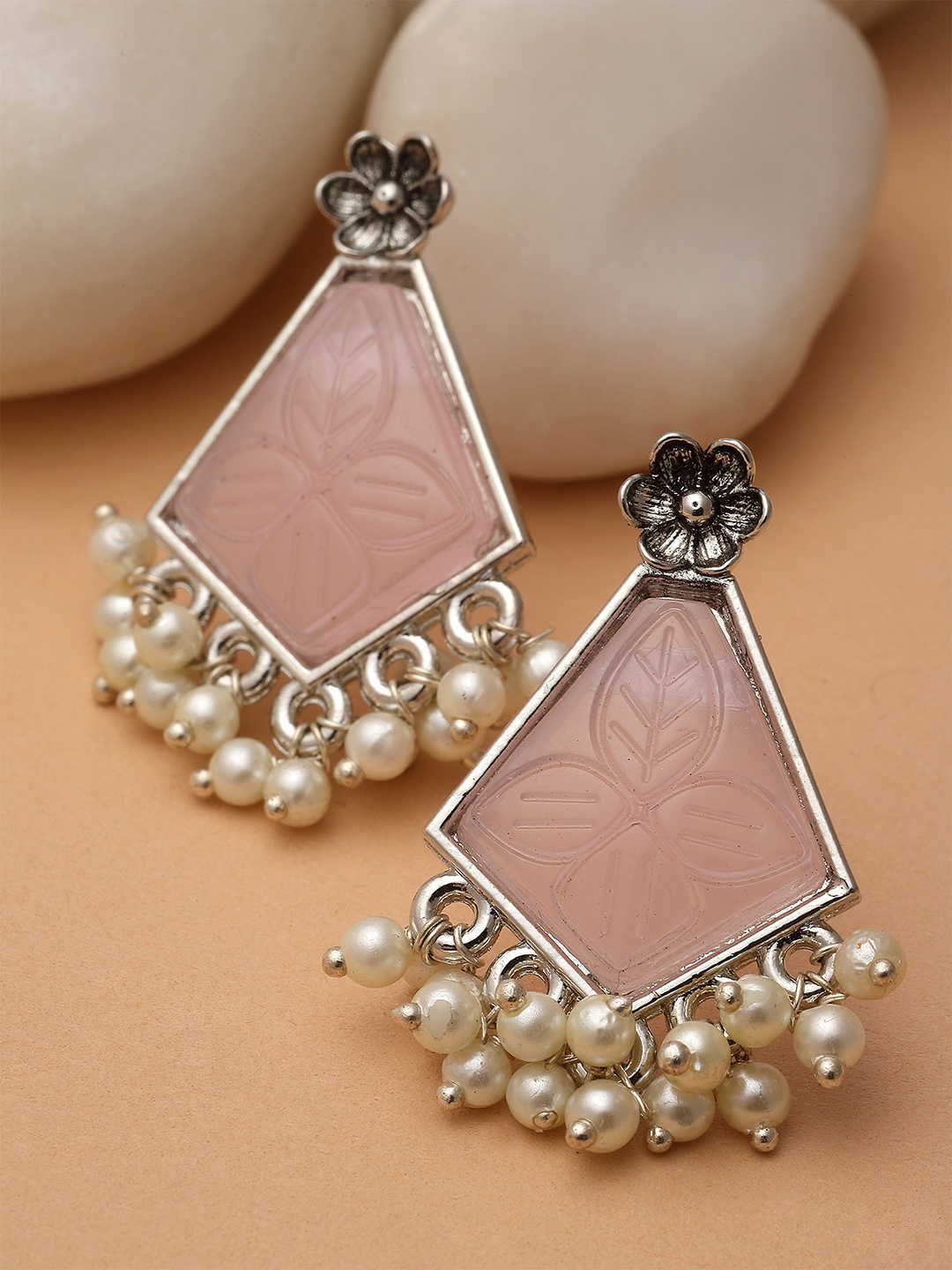 

KARATCART Silver-Plated Geometric Kundan Studded Drop Earrings