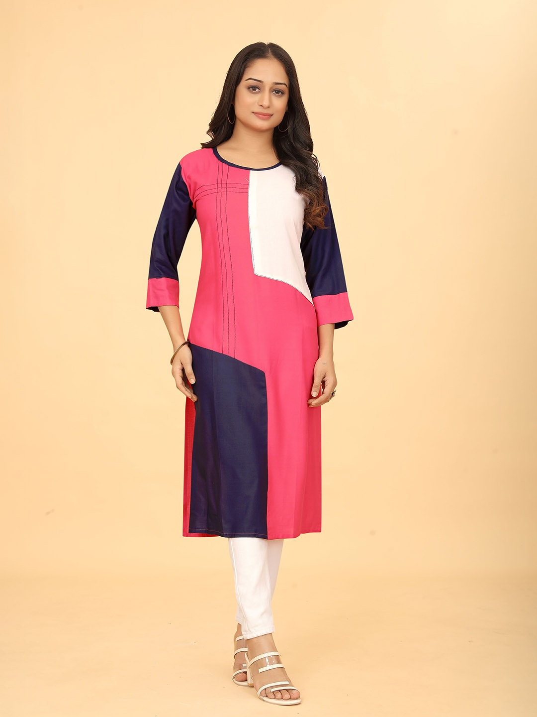

Merwe Colourblocked Straight Kurta, Pink