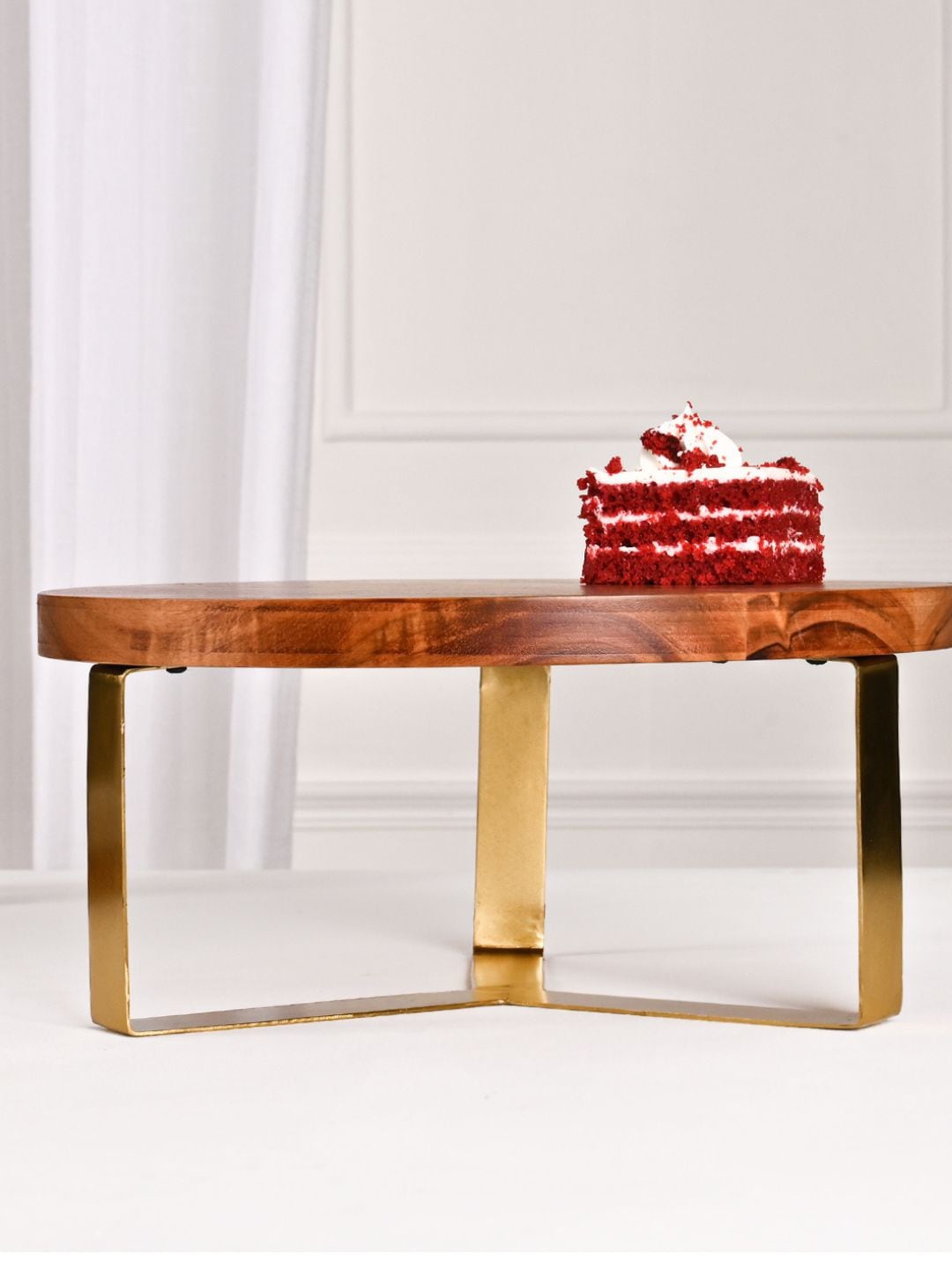 

DecorTwist Wooden Cake Stand For Cake Cutting & Serving Dessert, Brown