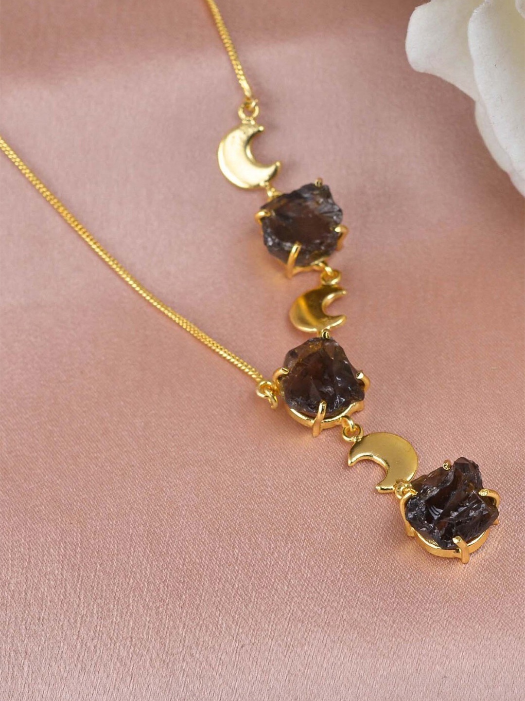 

ZURII Gold Plated Minimal Stone Studded Chain