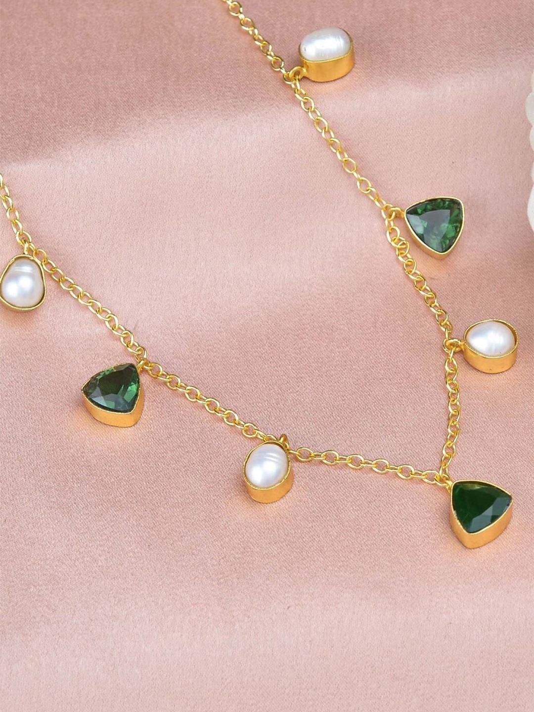 

ZURII Gold-Plated Artificial Stones and Beads Chain