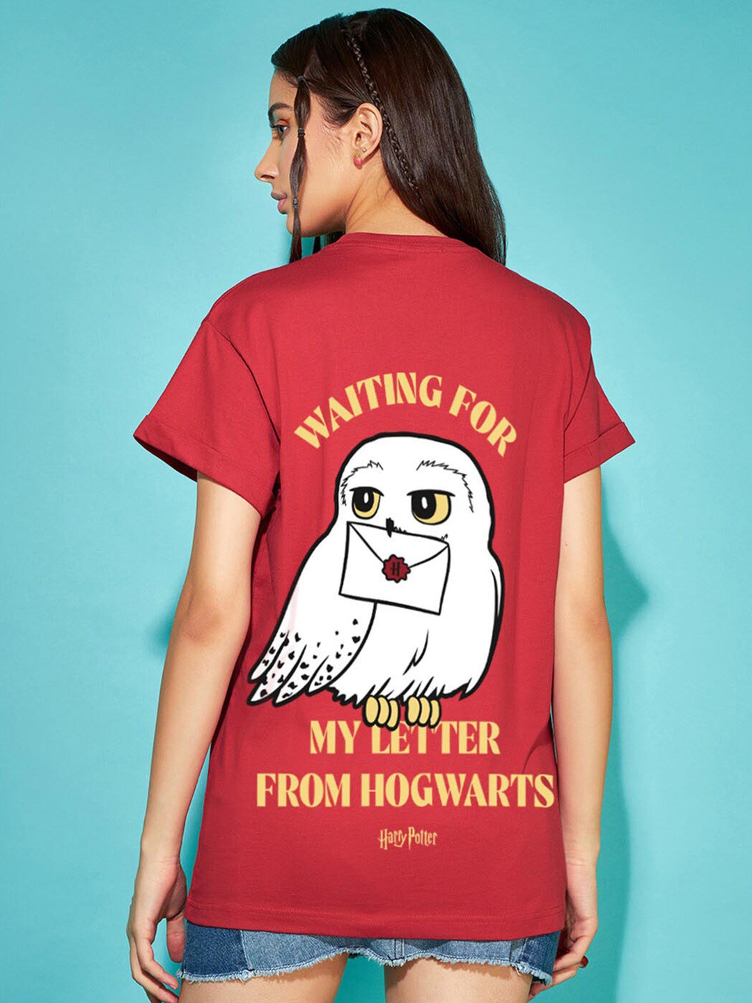 

Bewakoof Harry Potter Printed Drop-Shoulder Sleeves Relaxed Fit Cotton T-shirt, Red