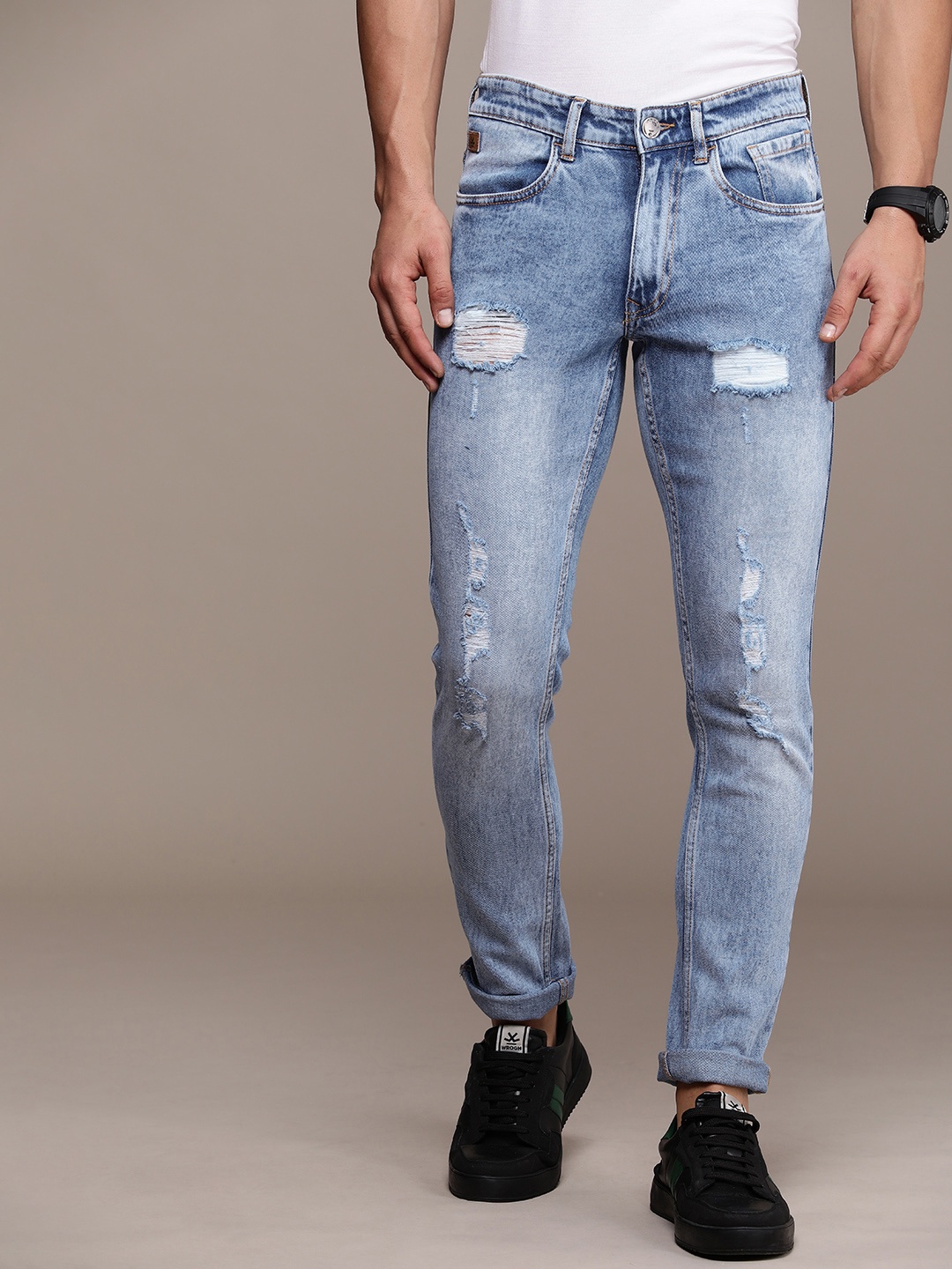 

WROGN Men Mid-Rise Slim Fit Low Distress Heavy Fade Stretchable Jeans, Blue