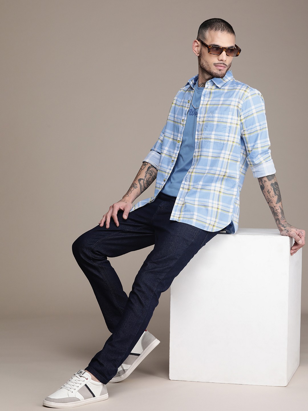 

WROGN Slim Fit Checked Pure Cotton Casual Shirt, Blue