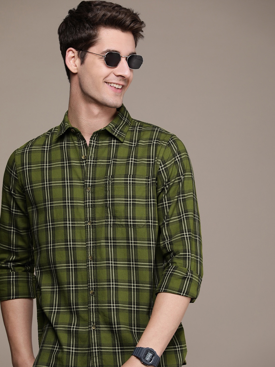 

WROGN Men Pure Cotton Tartan Checks Casual Shirt, Olive