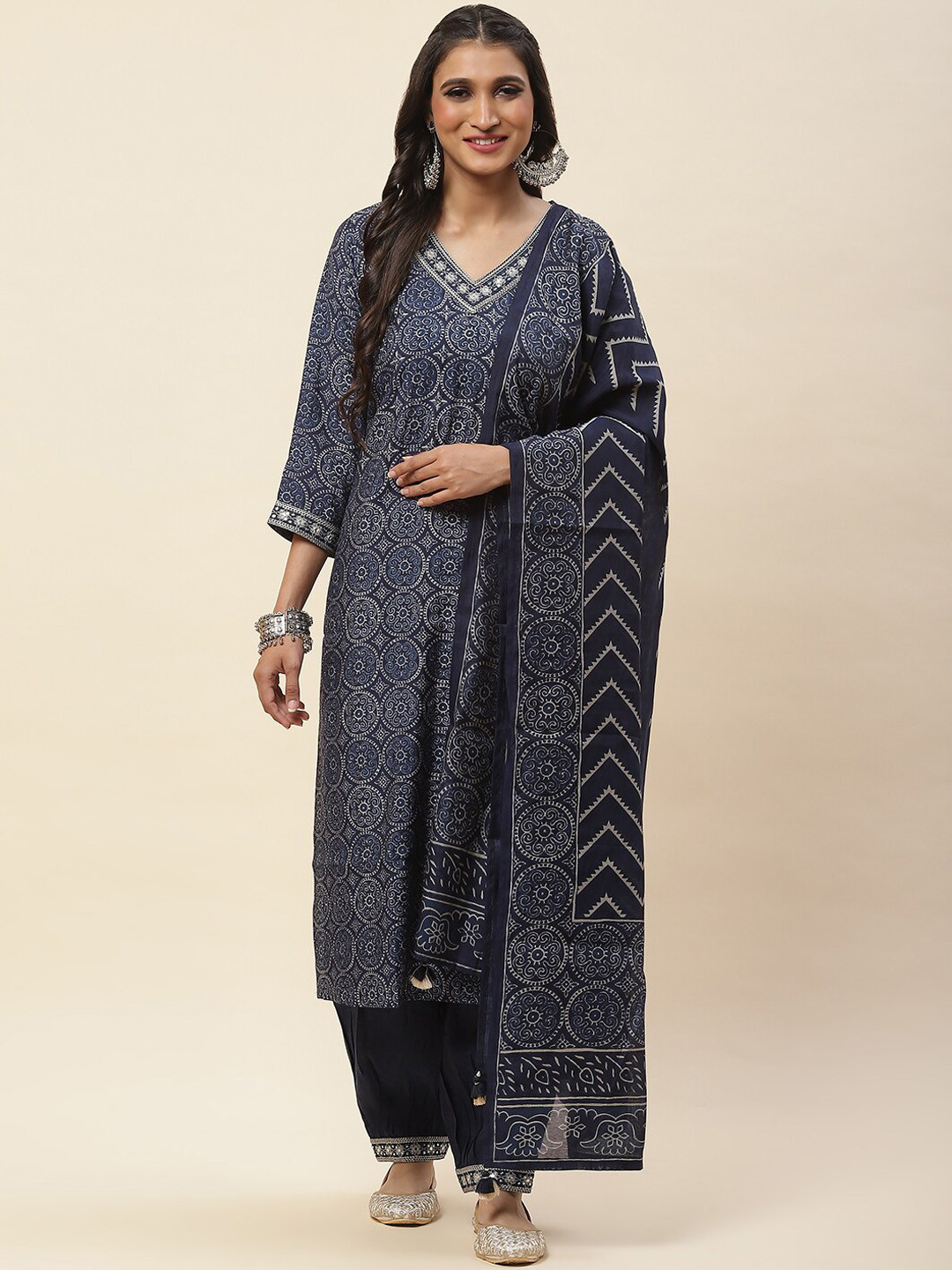 

Meena Bazaar Ethnic Motifs Printed Mirror Work Straight Kurta & Trousers With Dupatta, Blue