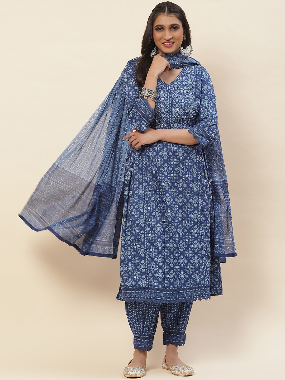 

Meena Bazaar Ethnic Motifs Printed Kurta with Trousers & Dupatta, Blue